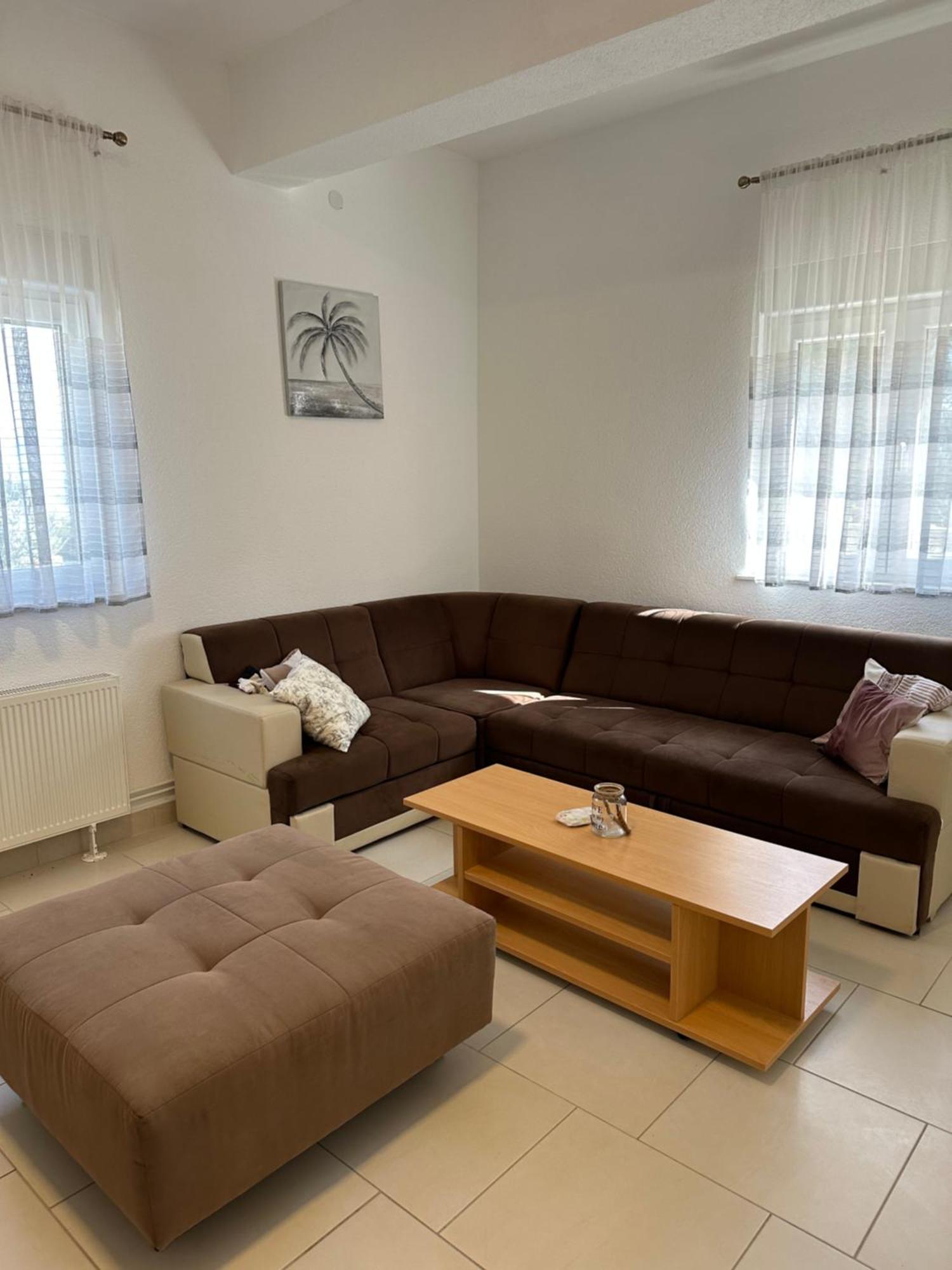 Apartments Panorama With Seasonal Pool Slatine Buitenkant foto